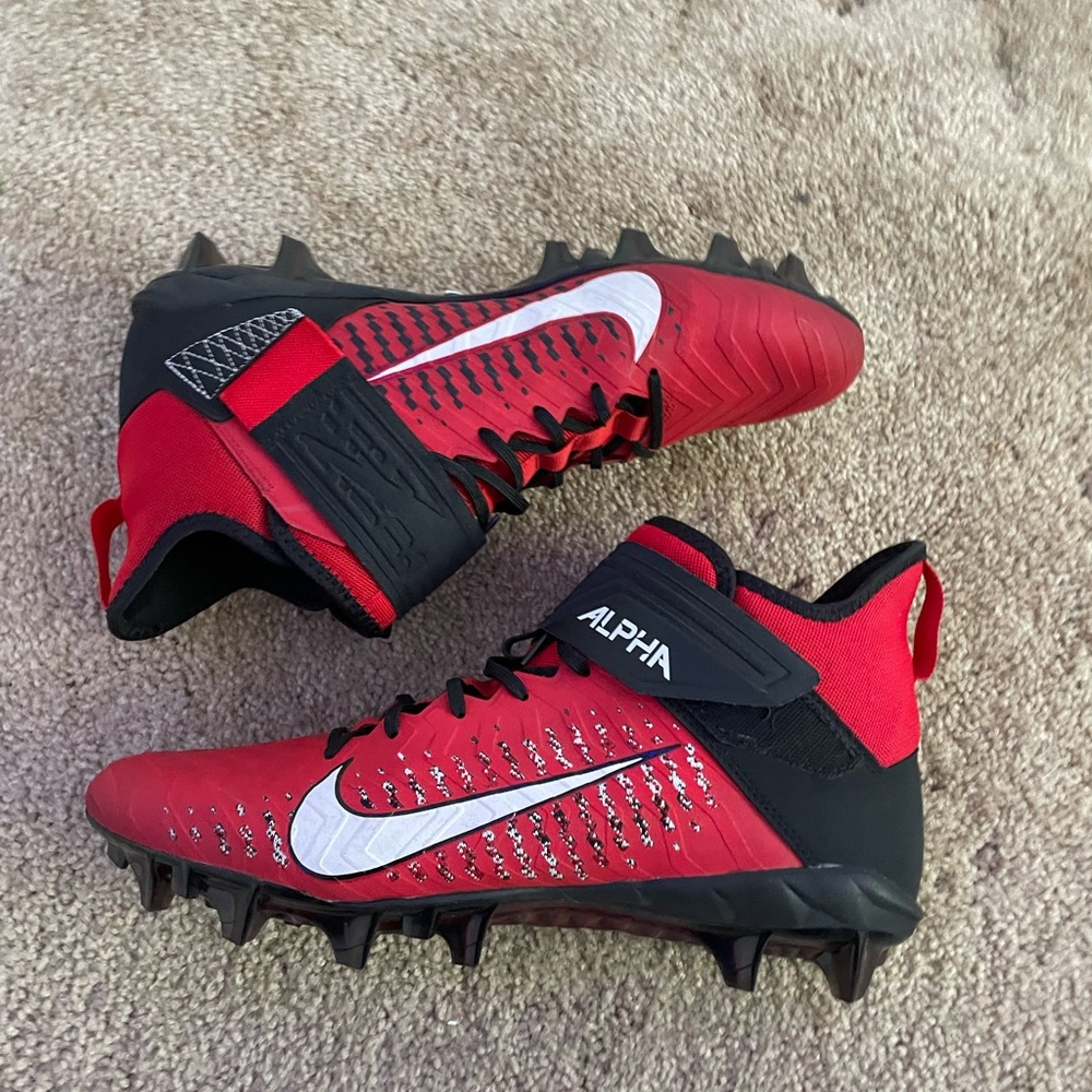 Men’s nike alpha cleats